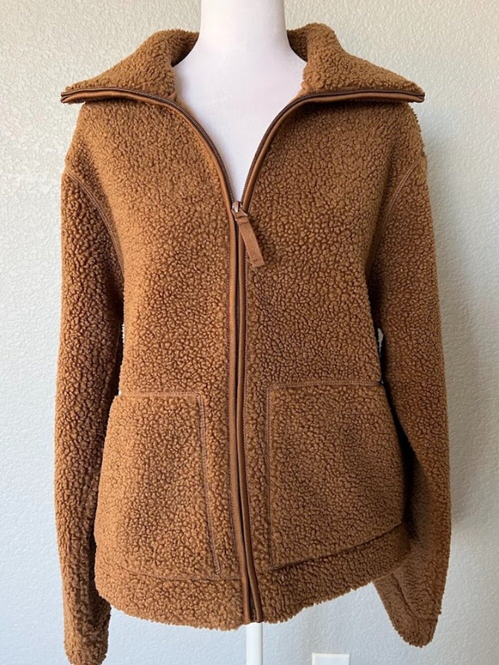 H&M Brown Teddy Sherpa Full Zip Long Sleeve Jacket Size Small